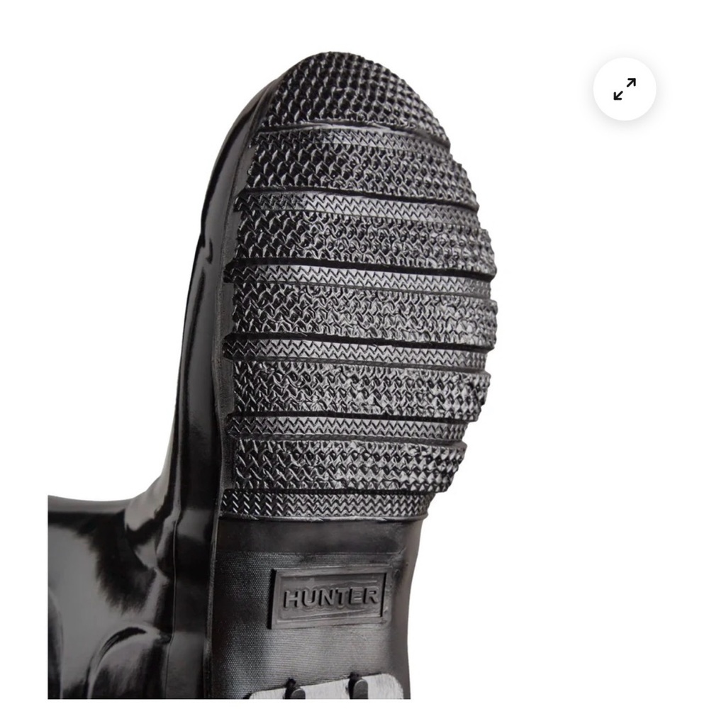 Hunter Classic Tall Black Glossy Boots - Picture 12 of 13